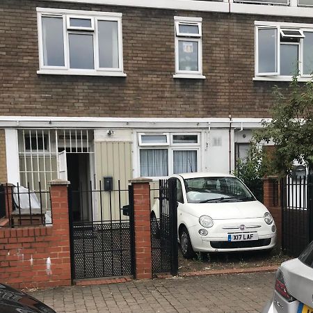 Arbnb Comfy Sleep Guest House Self Catering Private Bedrooms 60 Pound Per Night Per Person Londra Dış mekan fotoğraf